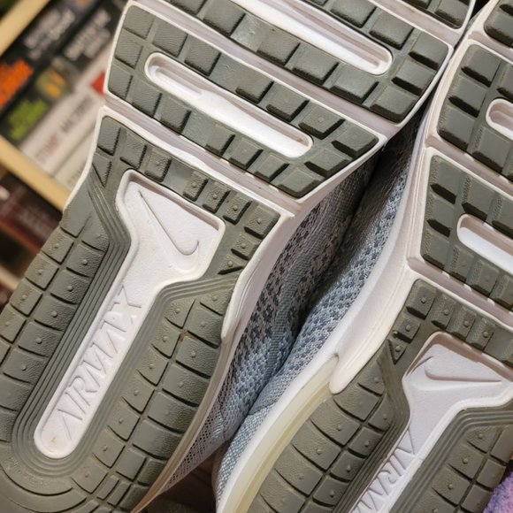 Ladies Nike Airmax size 7 - Picture 2 of 4